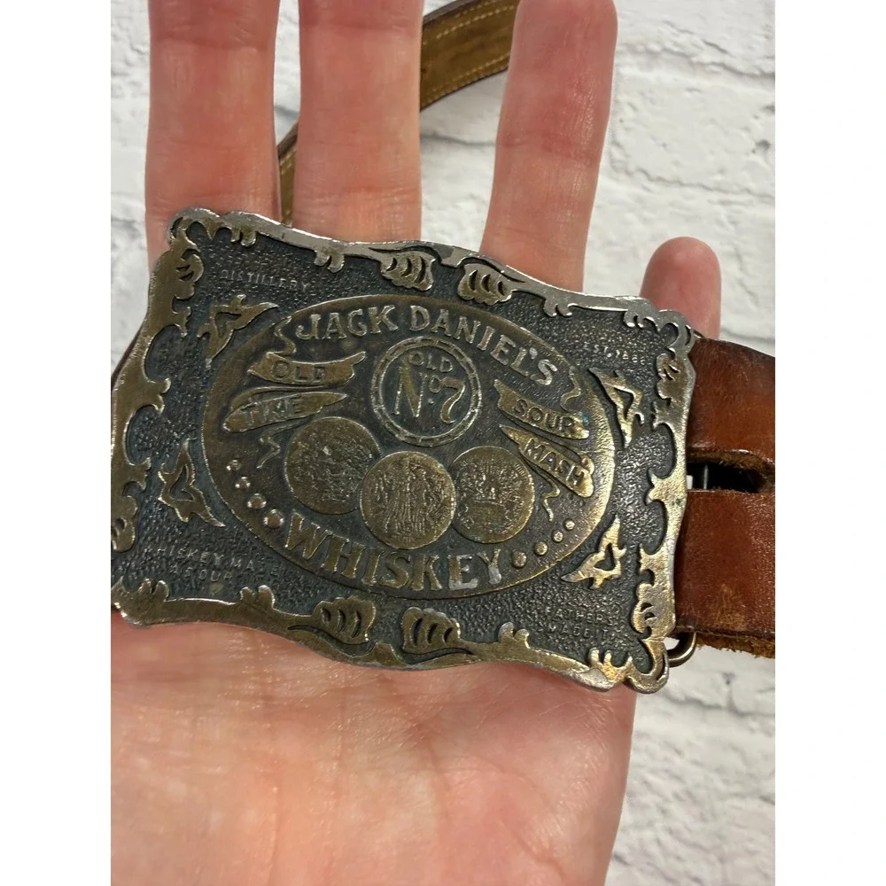 Jack Daniels Belt Buckle Men 40 Brown Fair Vintage Wyoming Studio Art Works 1973